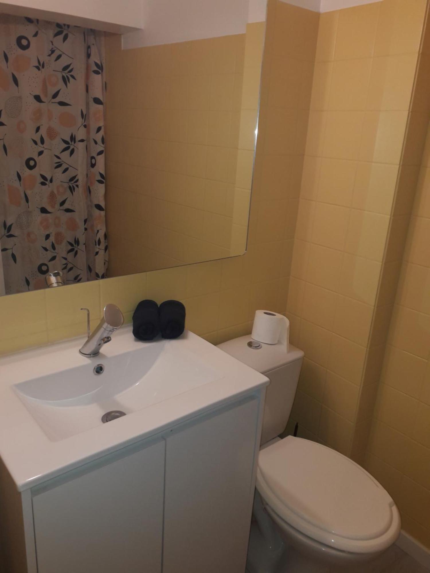Joli Studio En Centre Ville Нарбон Екстериор снимка